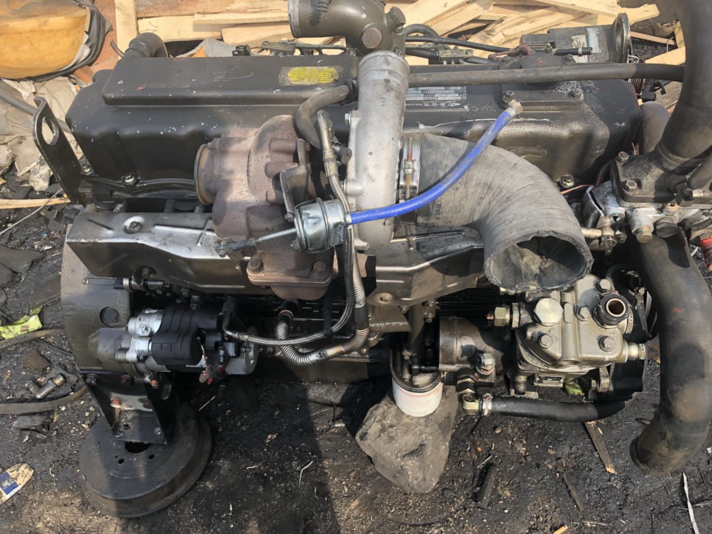 玉柴yc6a260-33客车240.210.6l280.330.350.375马力发动机总成