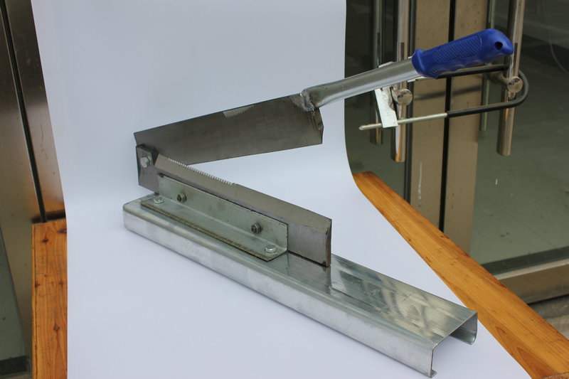 手动 锰钢中药材食品排骨鸡鸭冻鱼小型家用 防滑铣齿铡刀