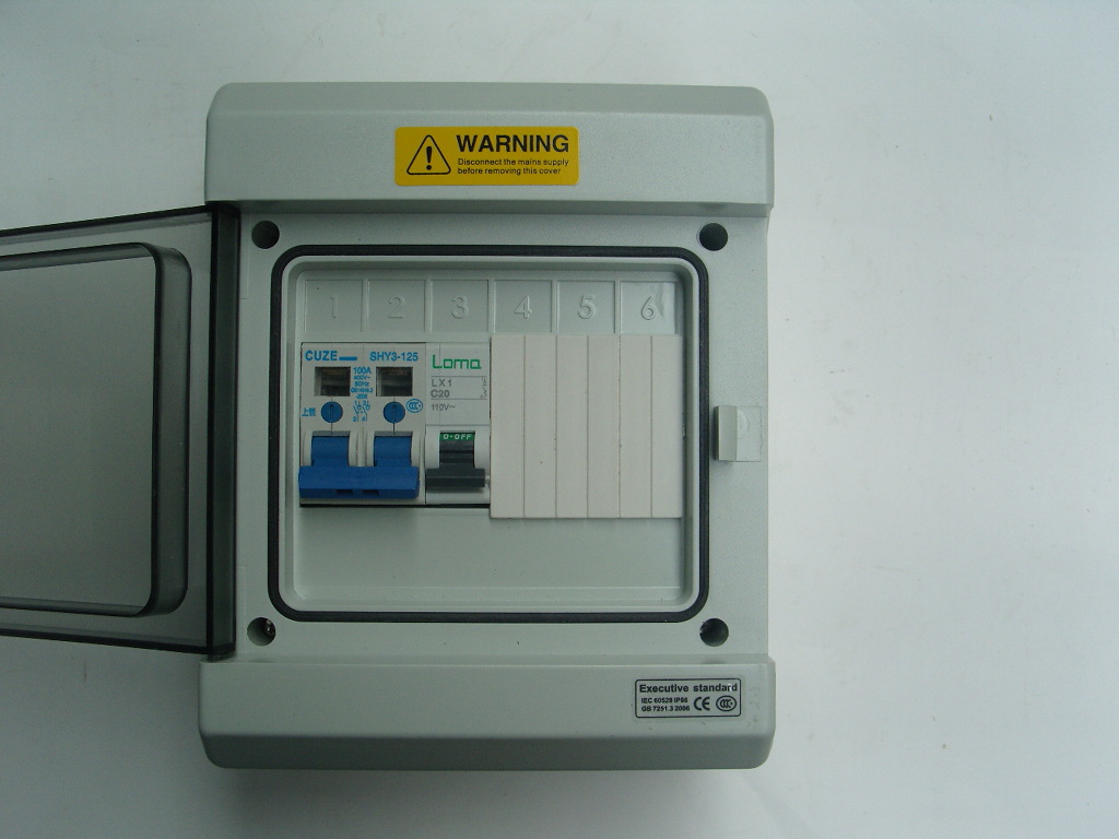 隆顶电气ip67ip68隔离断路器熔断器漏保家用分支箱