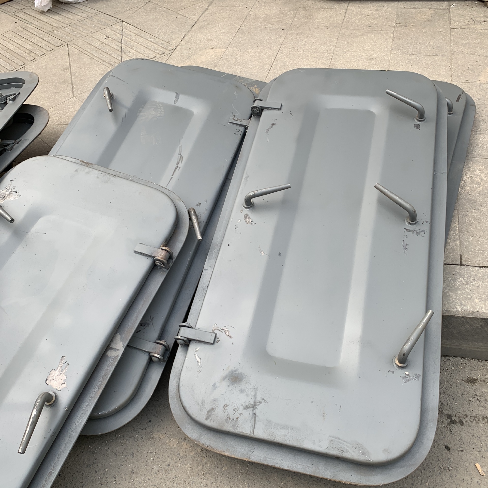 厂家供应 船用门窗船用钢制水密门船用钢制门6把手可定制