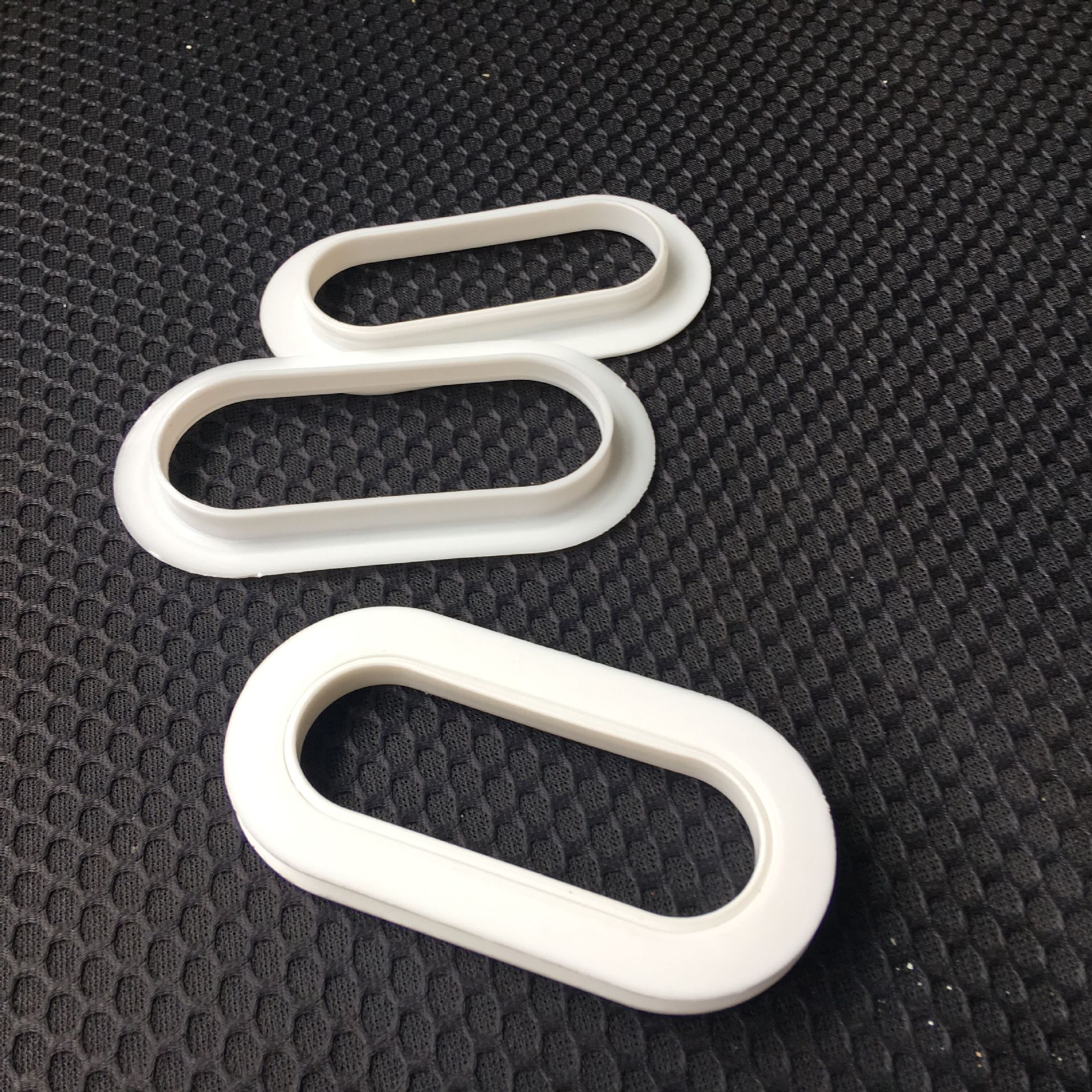 中空板周转箱配件 90*30mm空心抽手 周转箱专手提手 塑料扣手