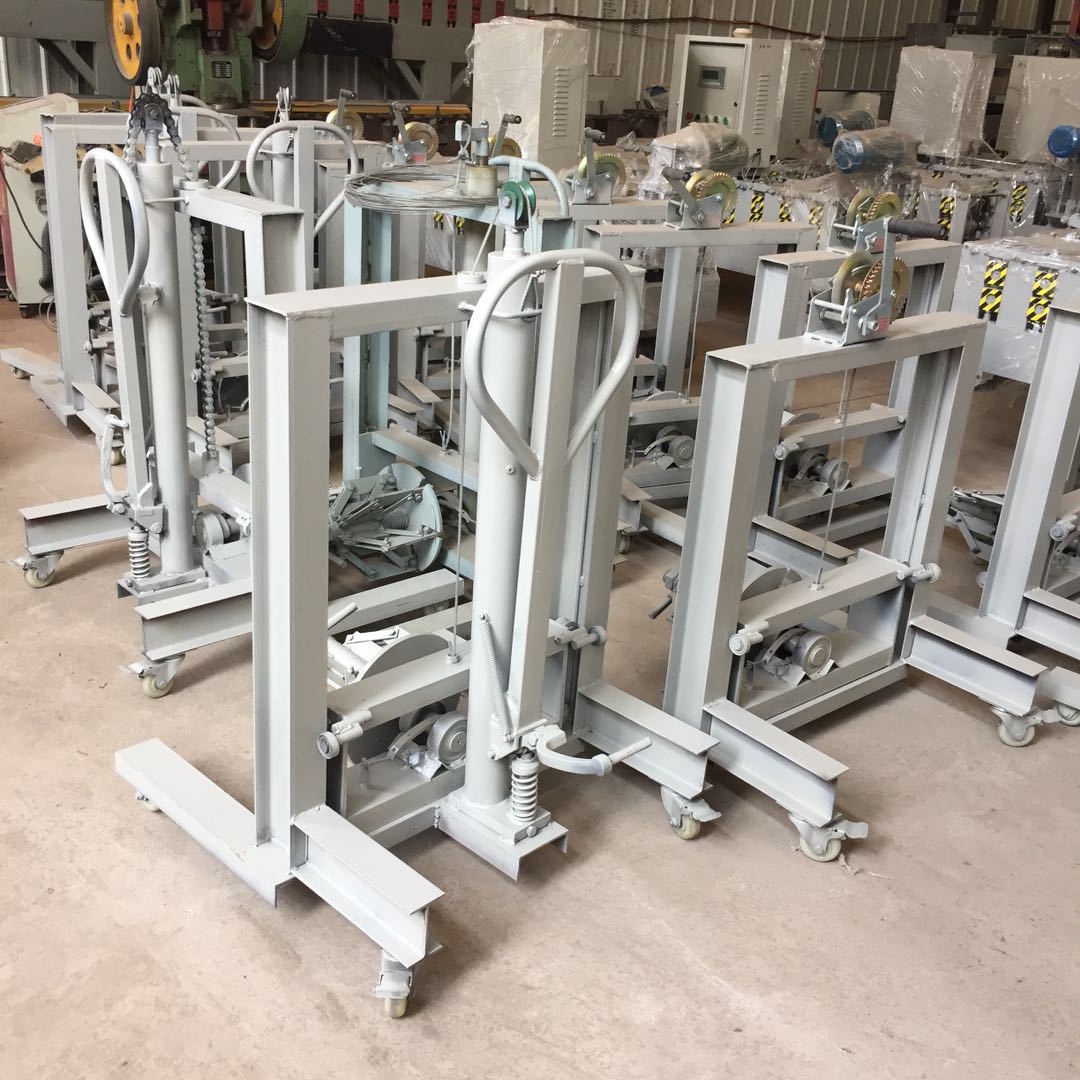 特价销售110彩钢卷上料架长条扣板设备上料架