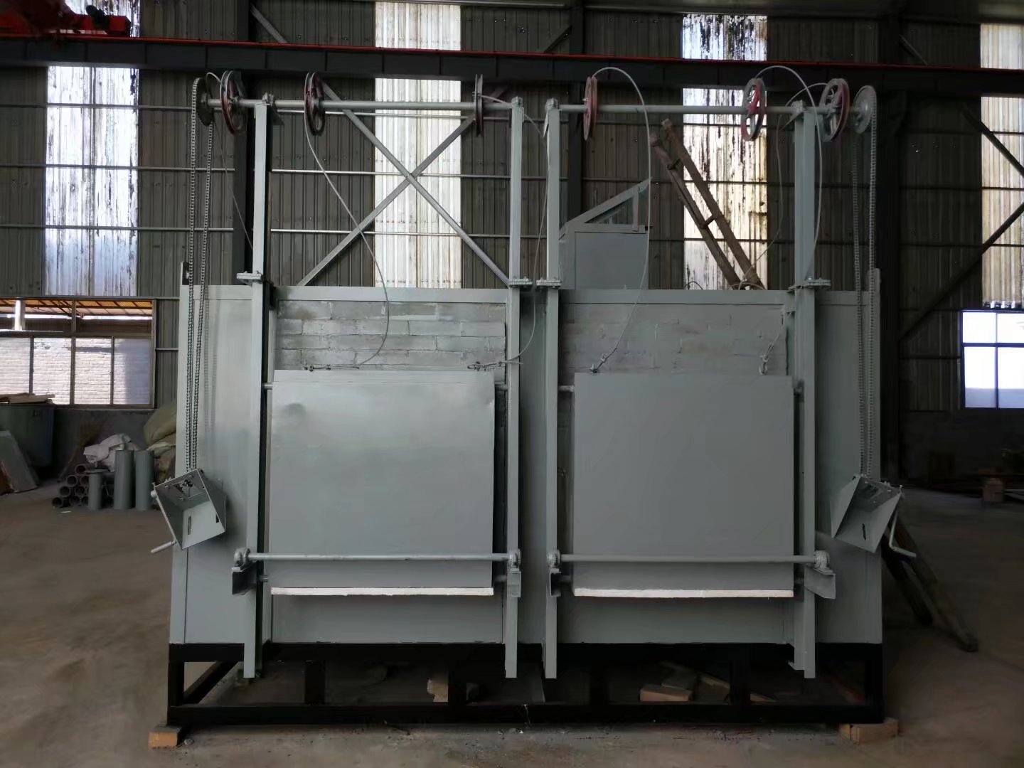 供应多种高品质的电焙烧炉,坩埚炉,电气控制柜