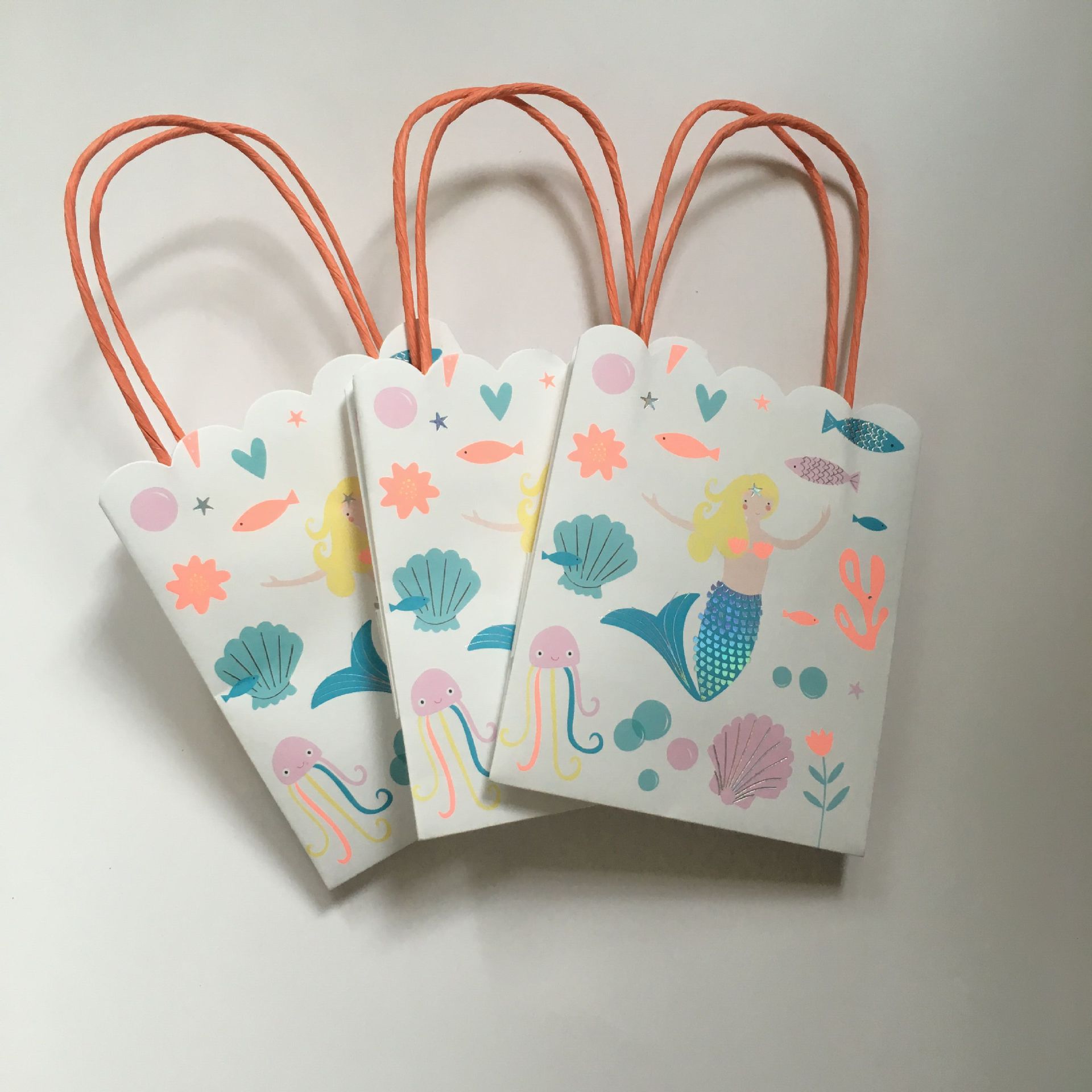 免费设计定做卡通饰品手提袋精美糖果喜糖纸袋开窗可爱烫银礼品袋