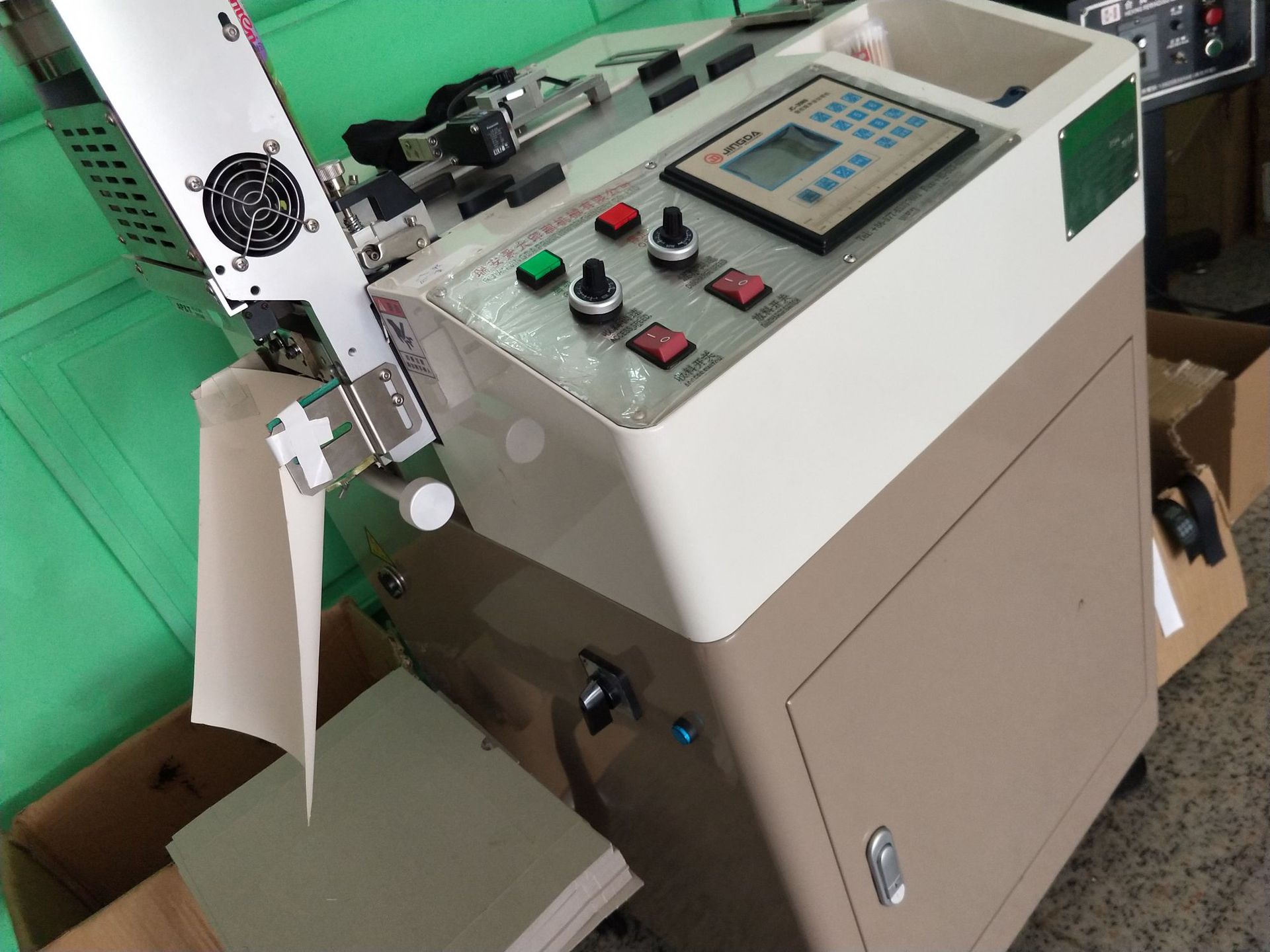 急单找我源头商家做水洗标耐洗水双面英文印唛快速发货不散口