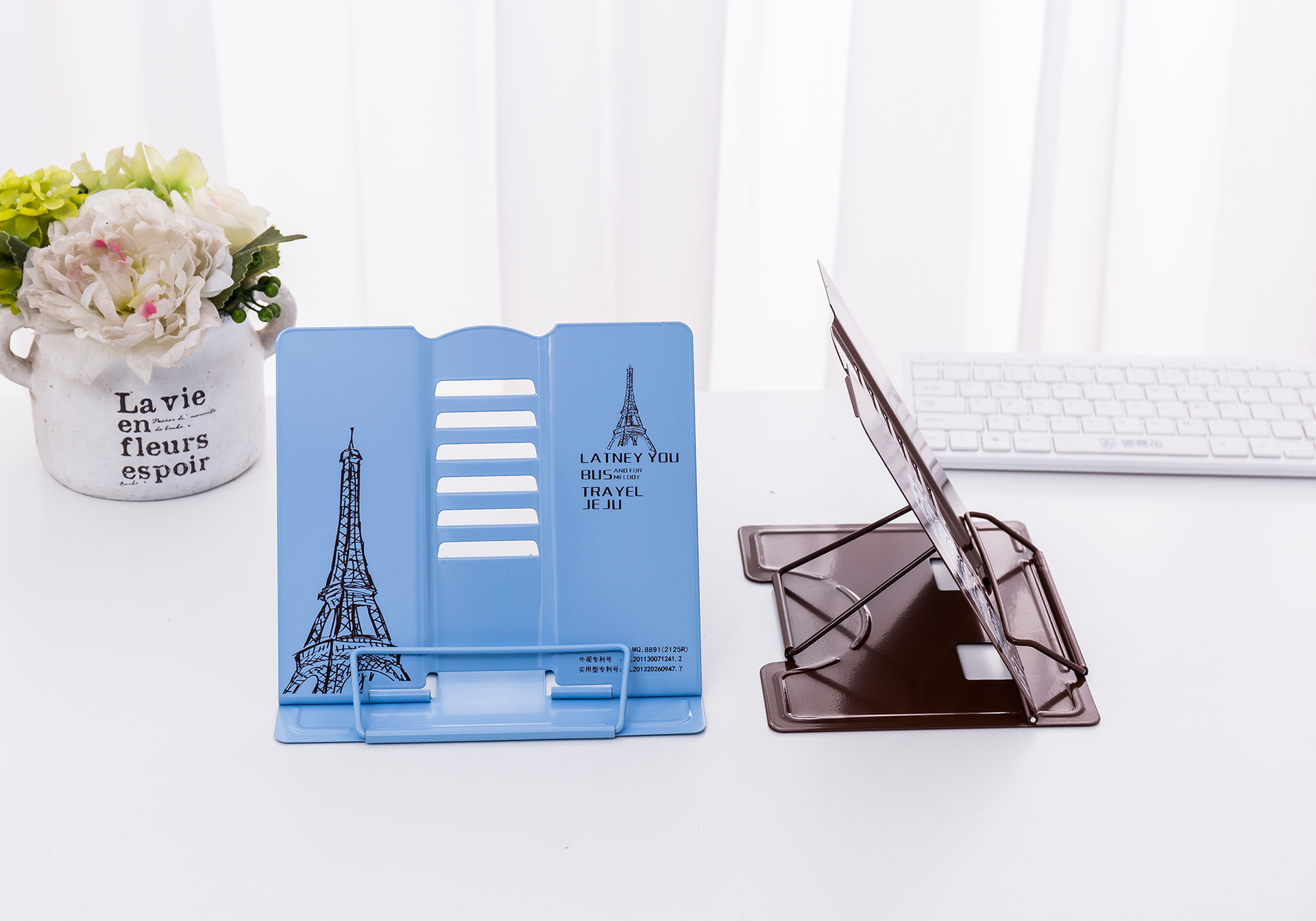 爆款学生桌面看书架护眼阅读架可折叠金属卡通书立架可来图片定制