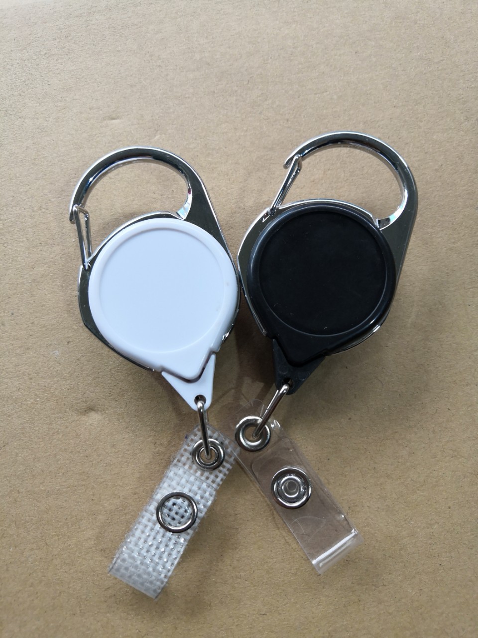 厂家直销专业制做易拉得伸缩扣易拉扣