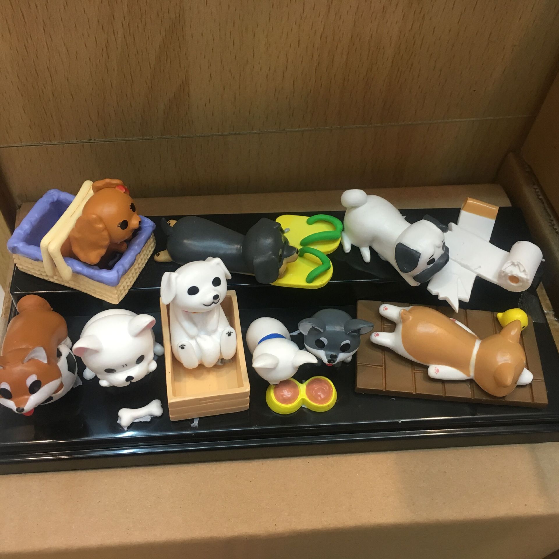 蛋糕摆件车载饰品 狗狗多彩的生活 8款小狗盒装盲盒公仔玩偶