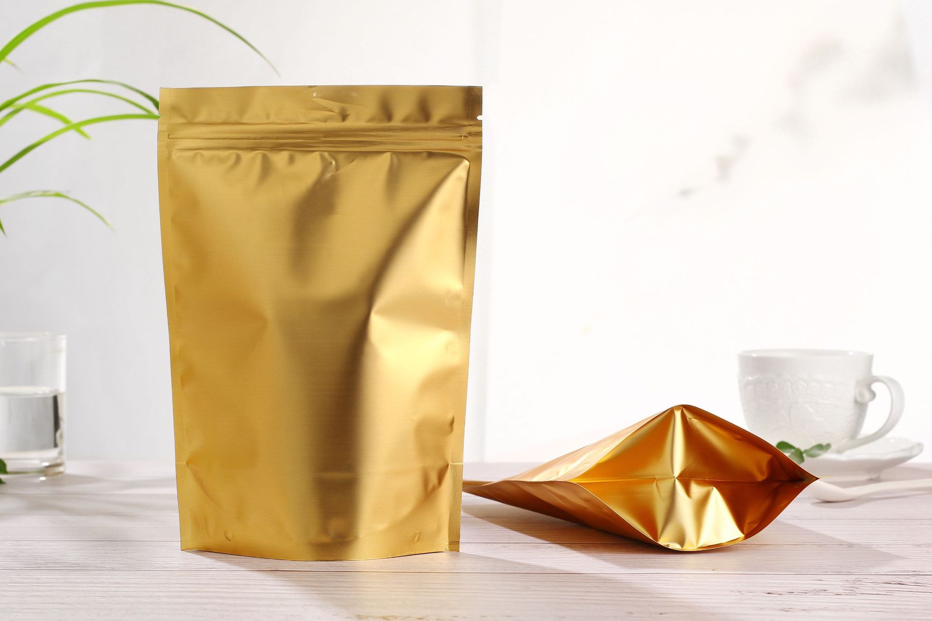 现货暗哑金自立骨袋 镀铝箔自立自封袋 零食干果食品包装袋可定做