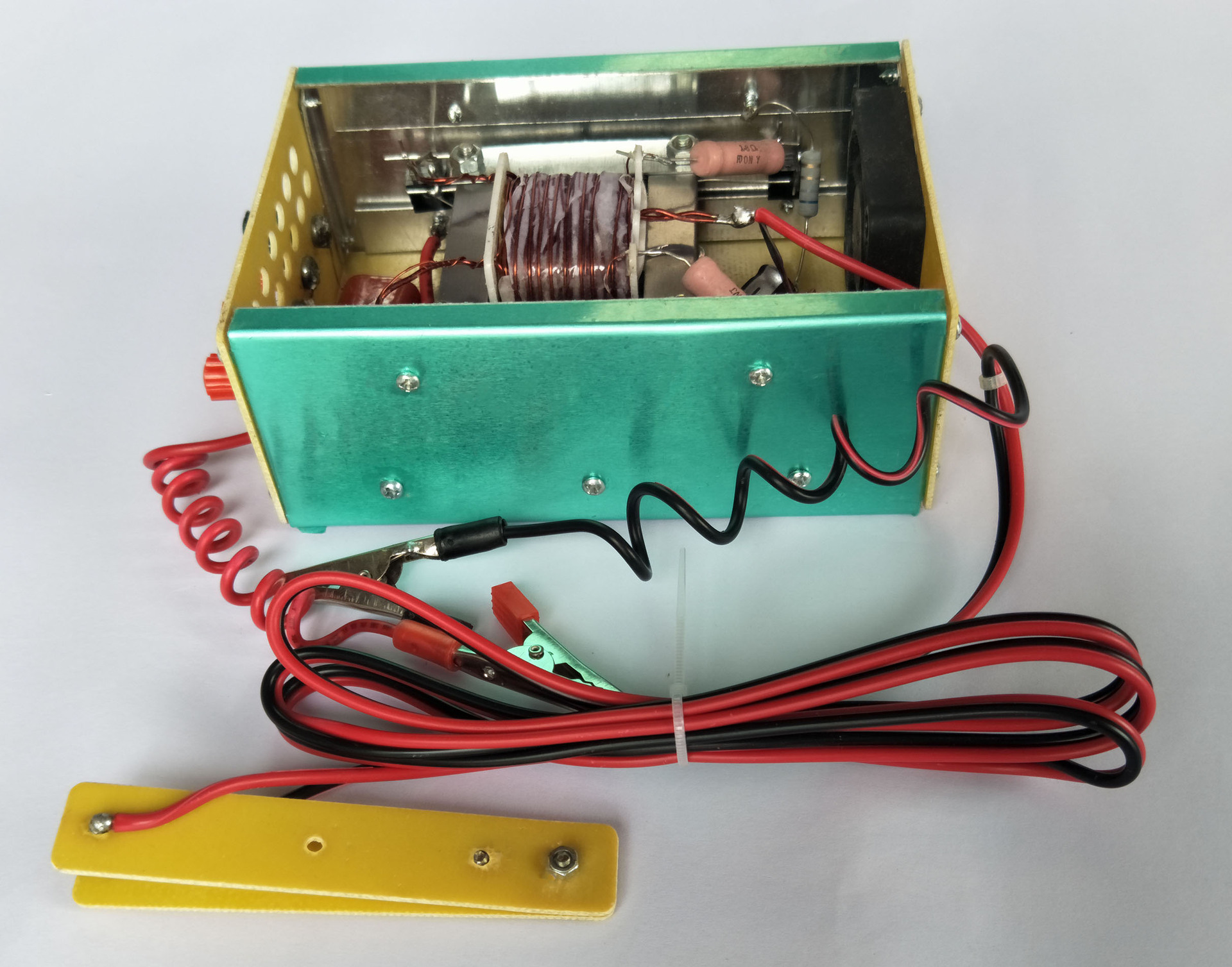 12v省电逆变器机头新款 电子白金升压器 锂电池大功率开关电源