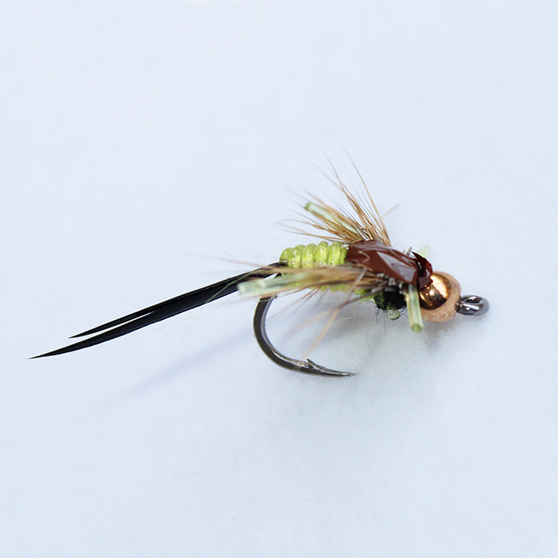 外贸鱼钩羽毛盒装40只飞蝇钩套装飞蝇钩路亚饵昆虫钓鱼钩渔具批发