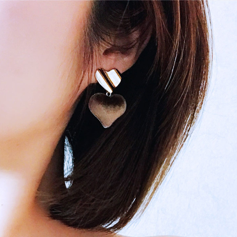s925银秋冬新款网红爱心耳钉女韩国创意时尚ifashion耳环可爱耳饰