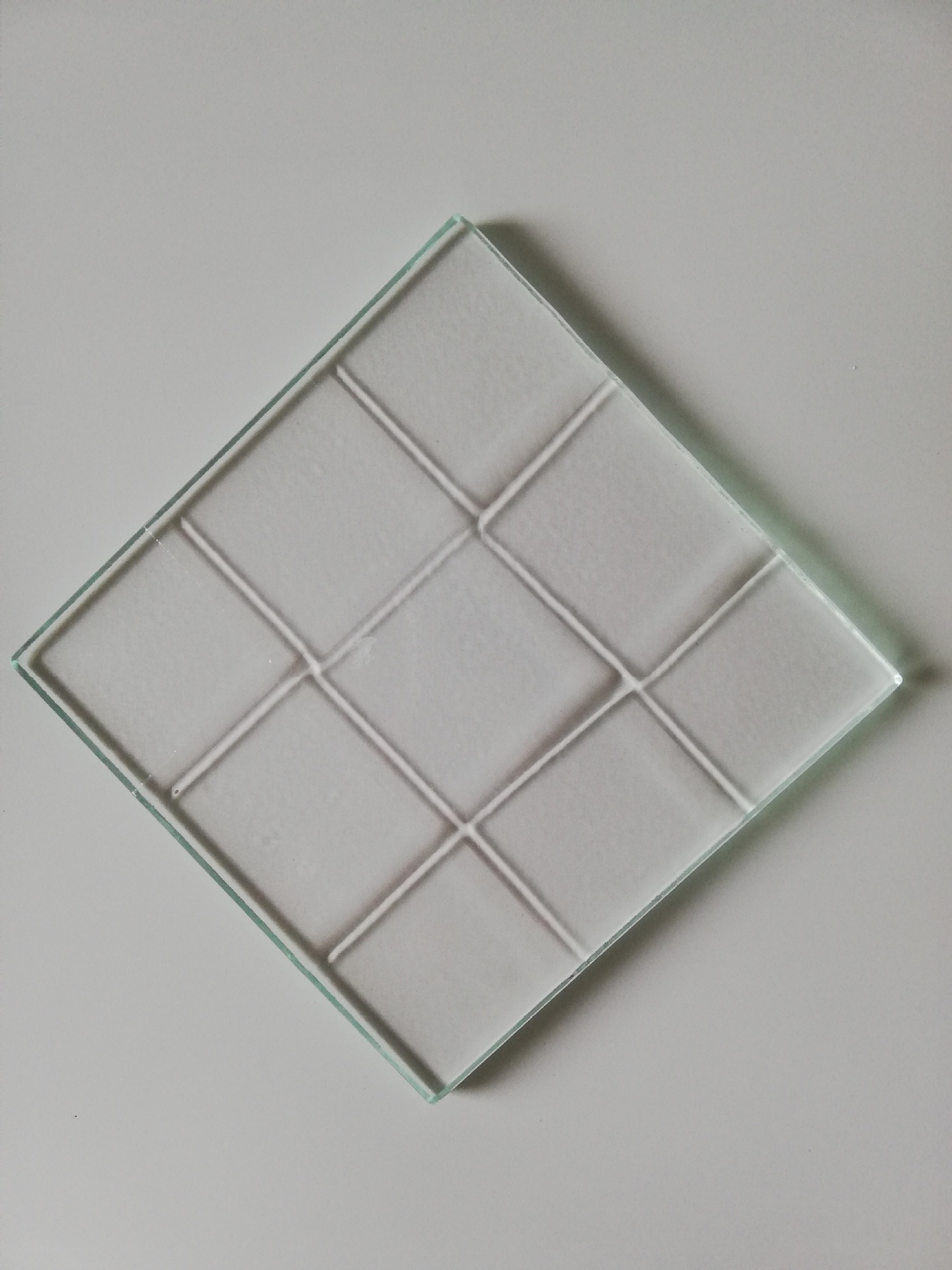 厂家订做竹节纹,方格纹热熔玻璃,8-12mm条纹玻璃屏风隔断墙.