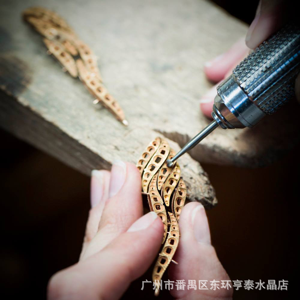 首饰加工厂承接珠宝设计高端珠宝个性化定制戒指吊坠精工镶嵌制作