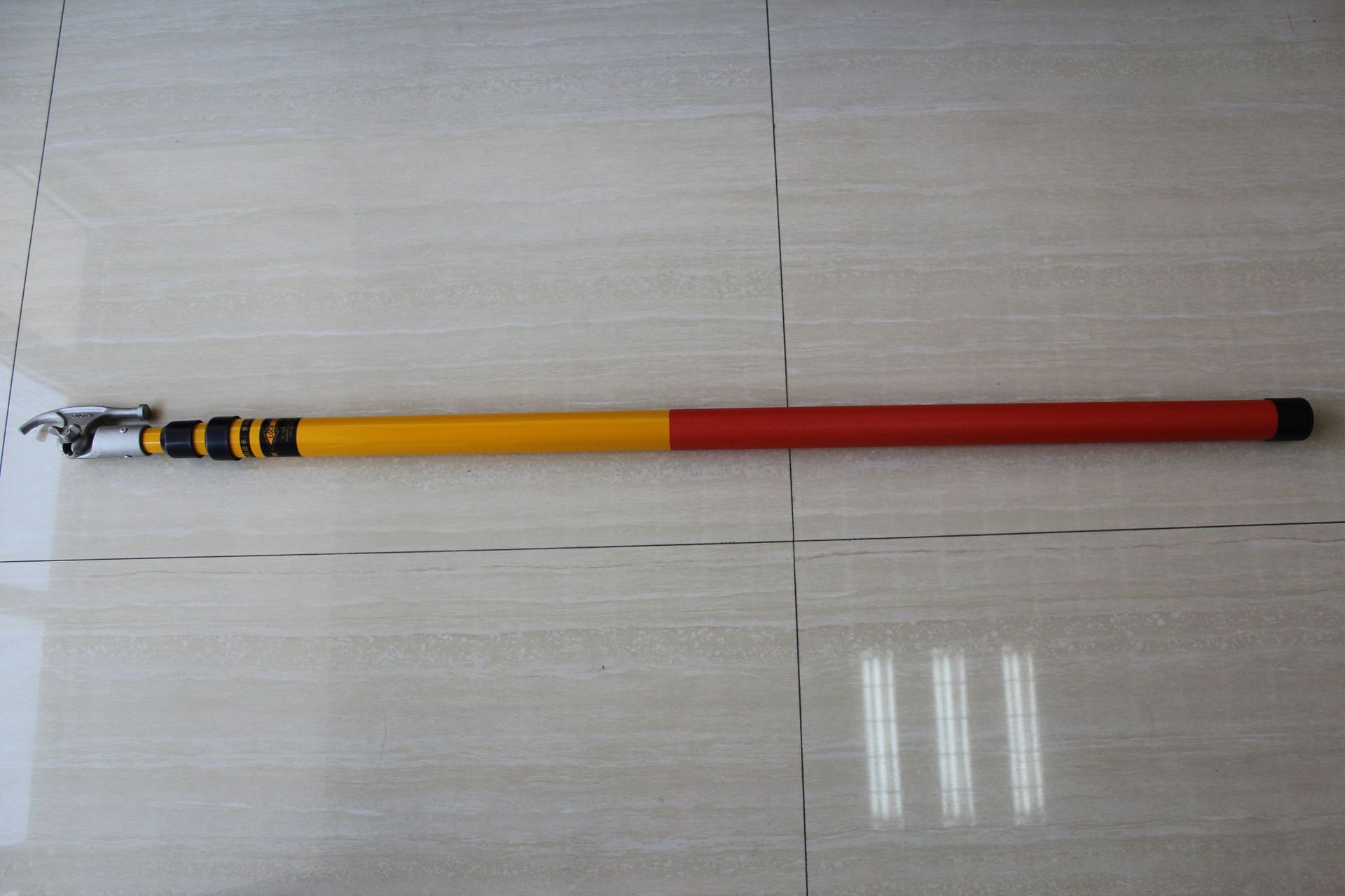 中宝电工厂家批发高压伸缩拉闸杆10kv35kv110kv令克棒绝缘操作杆