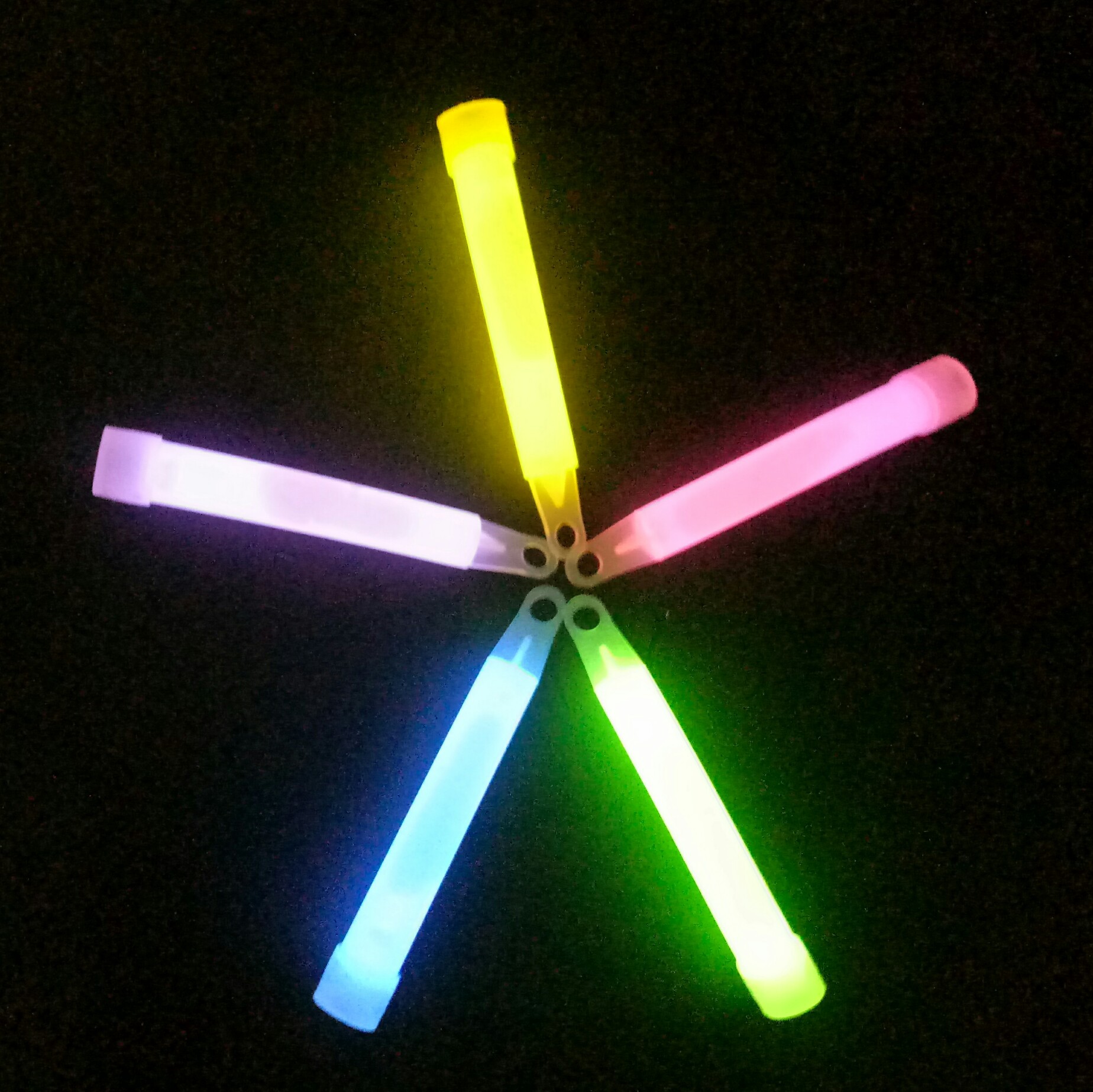 带钩荧光棒批发玩具户外野营应急照明棒 4寸演唱会晚会助威发光棒