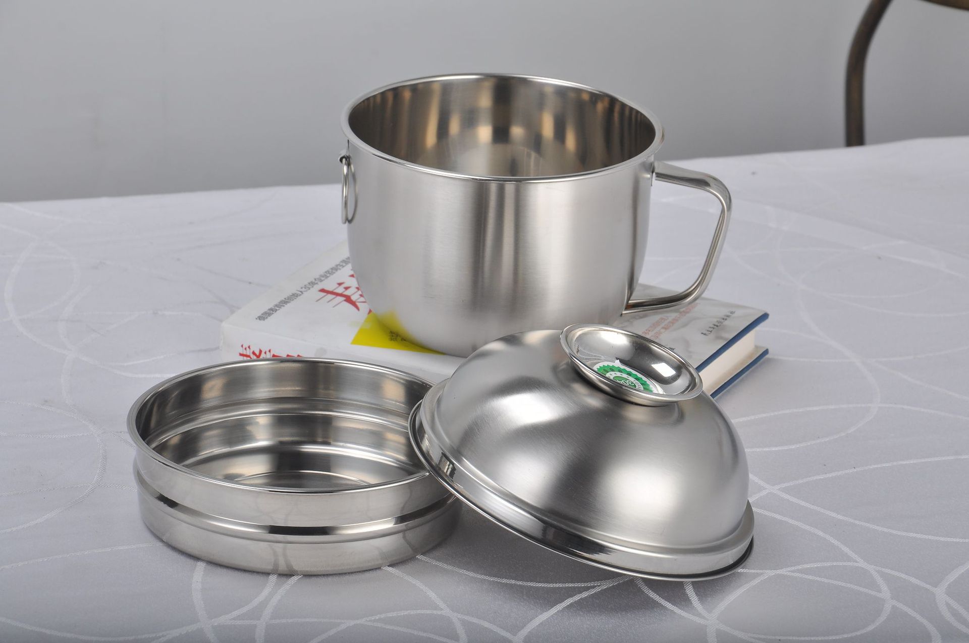 批发304不锈钢快餐杯学生饭盒饭缸加厚泡面碗杯带盖午餐盒杯