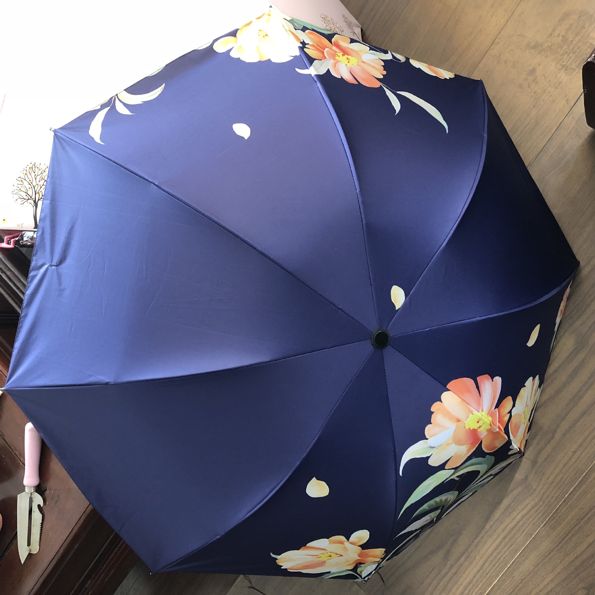 厂家直销新款太阳伞晴雨两用伞女士 香气宜人