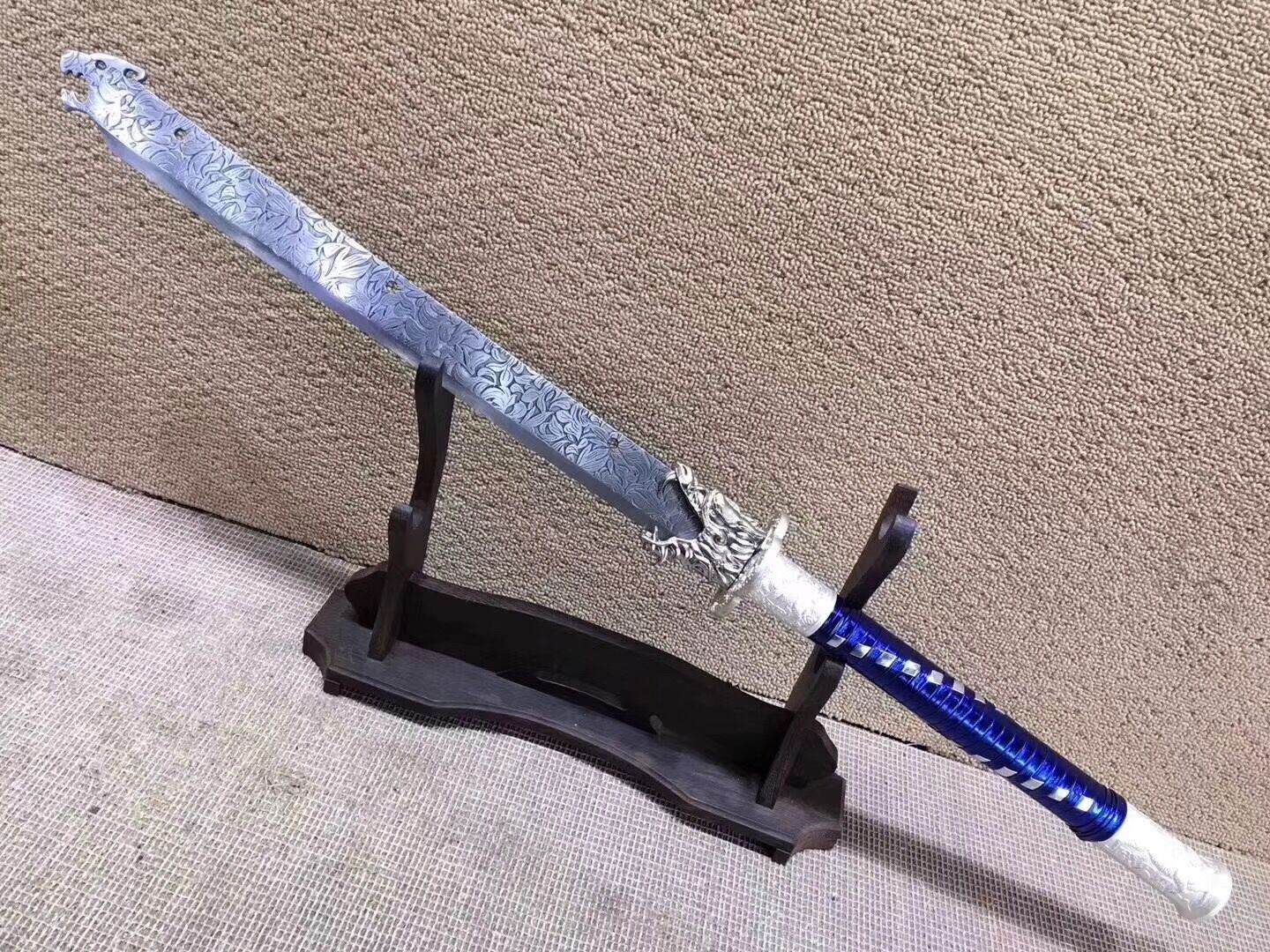 一件代发龙泉宝剑花纹钢银龙狂犬刀宝刀锦衣卫收藏武术刀剑未开刃