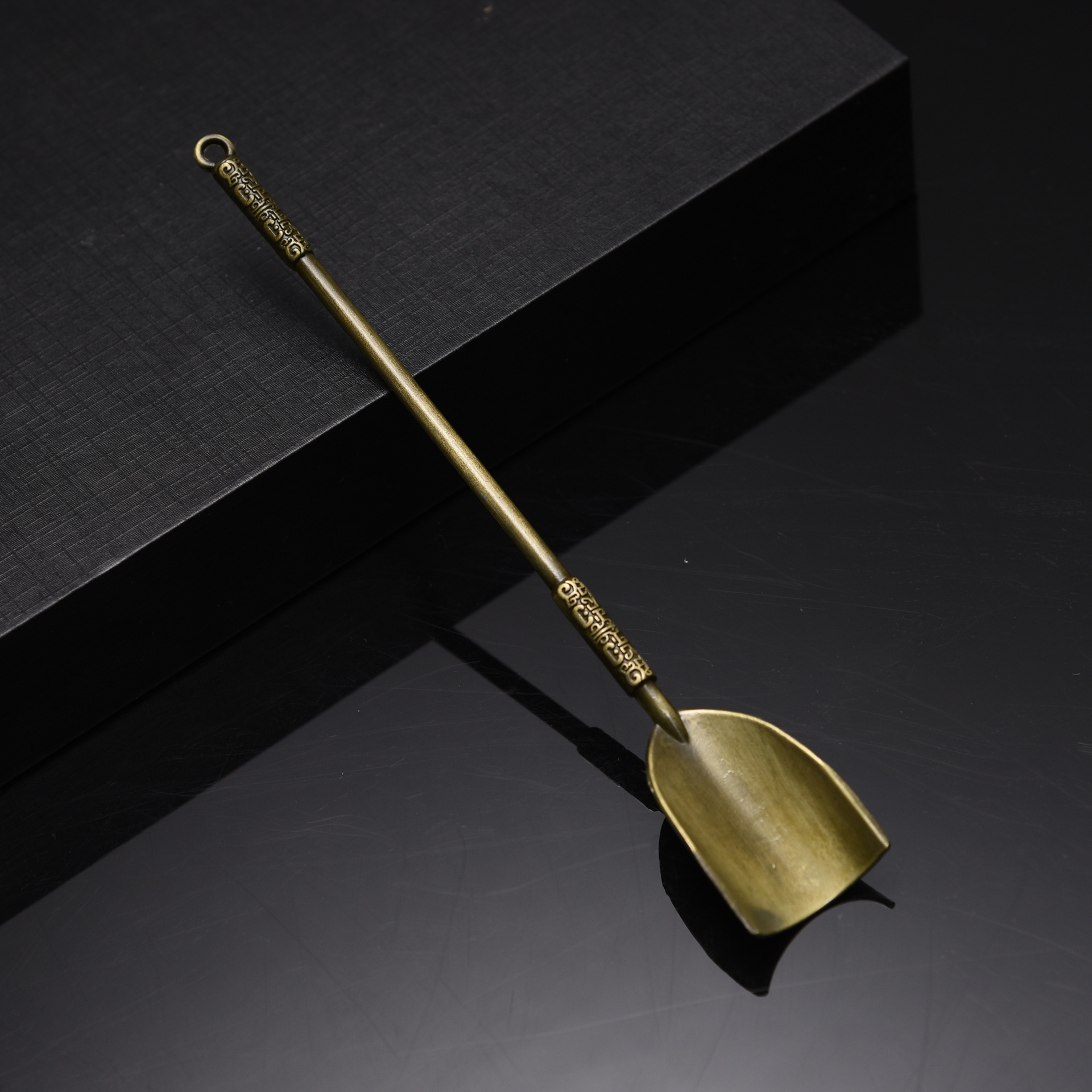 热卖校园周边地摊合金兵器 盗墓笔记张起灵洛阳铲武器模型玩具