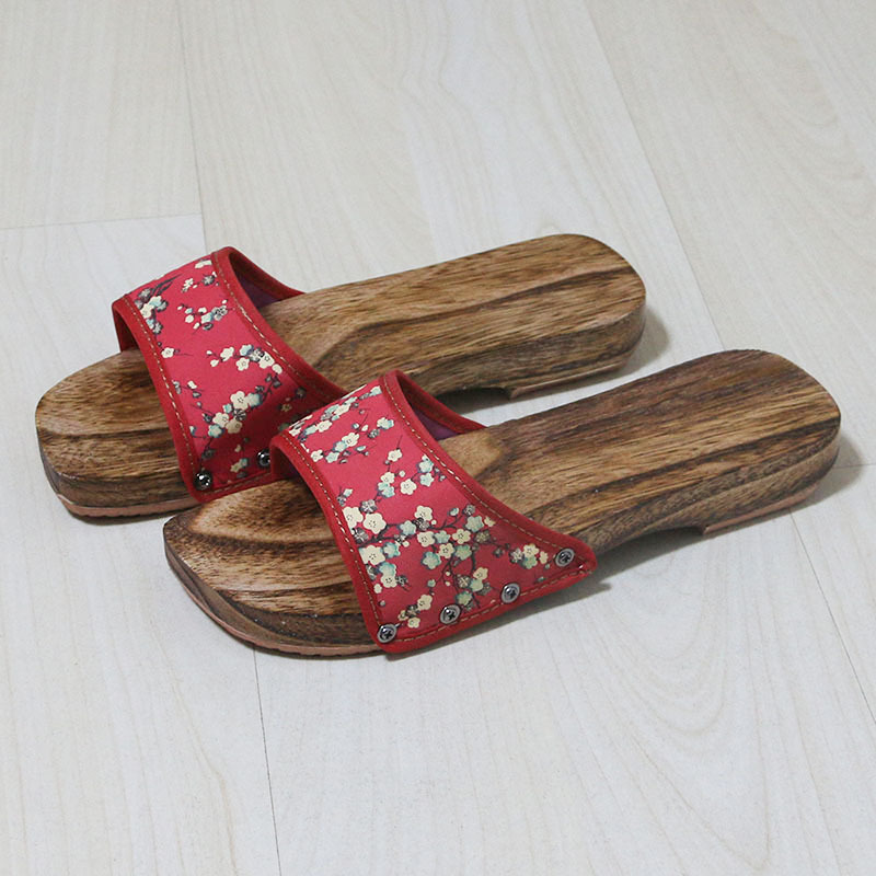 【木屐】日式家居女士一字型平跟木屐厂家批发夏季居家皮质木屐
