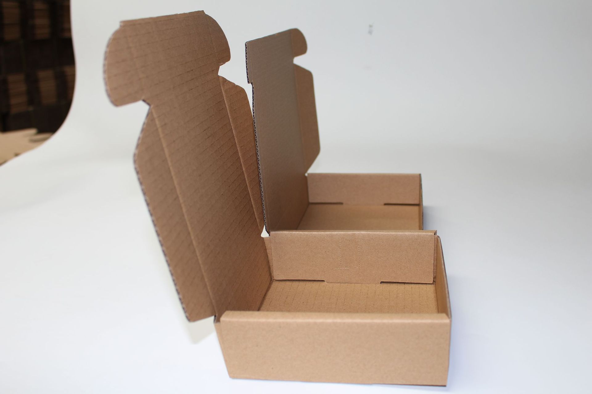 三层加硬b1飞机盒 通用瓦楞纸箱 现货纸盒五层邮政快递纸箱纸盒子