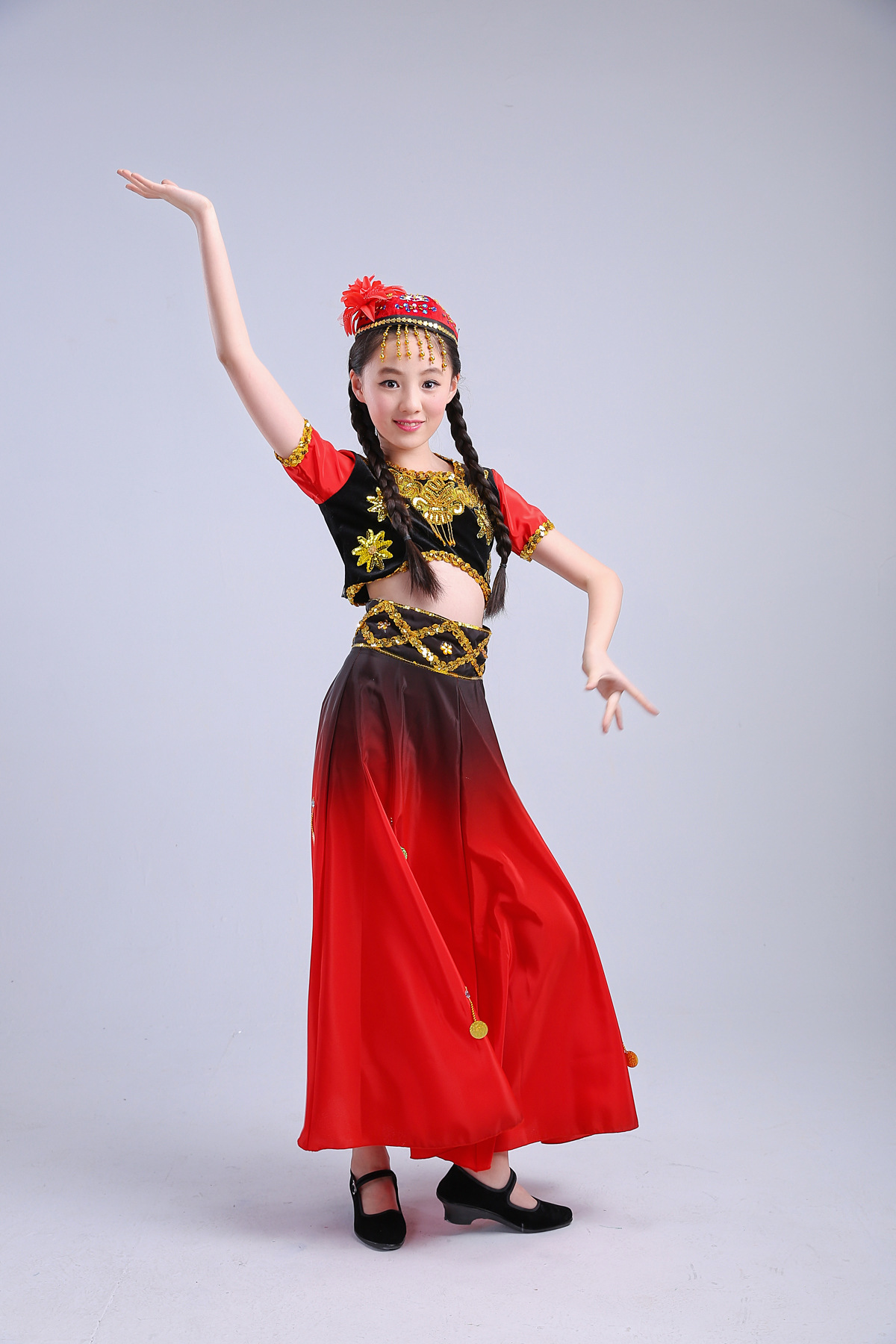 新款新疆舞儿童舞蹈演出服 新疆舞演出服维吾尔族舞台服装少儿