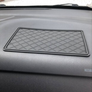 汽车防滑垫 车用手机防滑垫超大车载置物垫 耐高温仪表台汽车用品