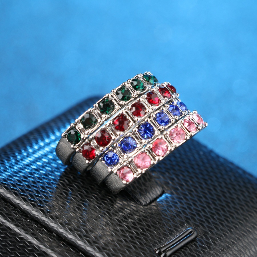 新款韩版时尚简约个性尾戒情人节礼物镶钻蓝宝石女款订婚戒指首饰