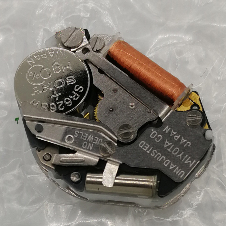 全新原装 日本miyota 2035机芯 2035三针石英表常用机芯 手表机芯