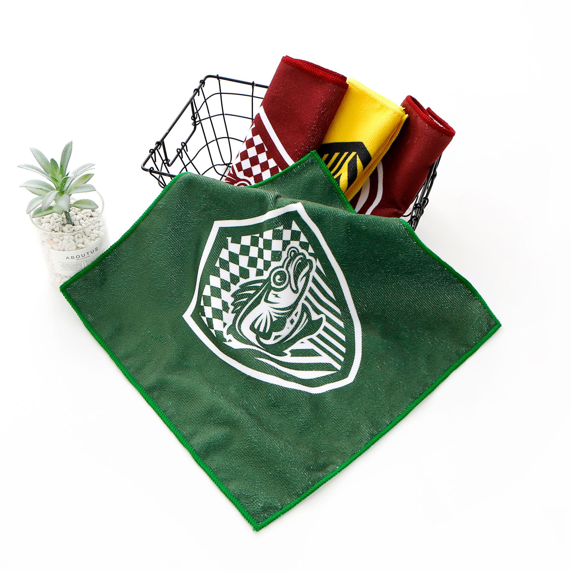 厂家直销印花运动毛巾定制广告宣传球赛集会超细纤维热转印毛巾