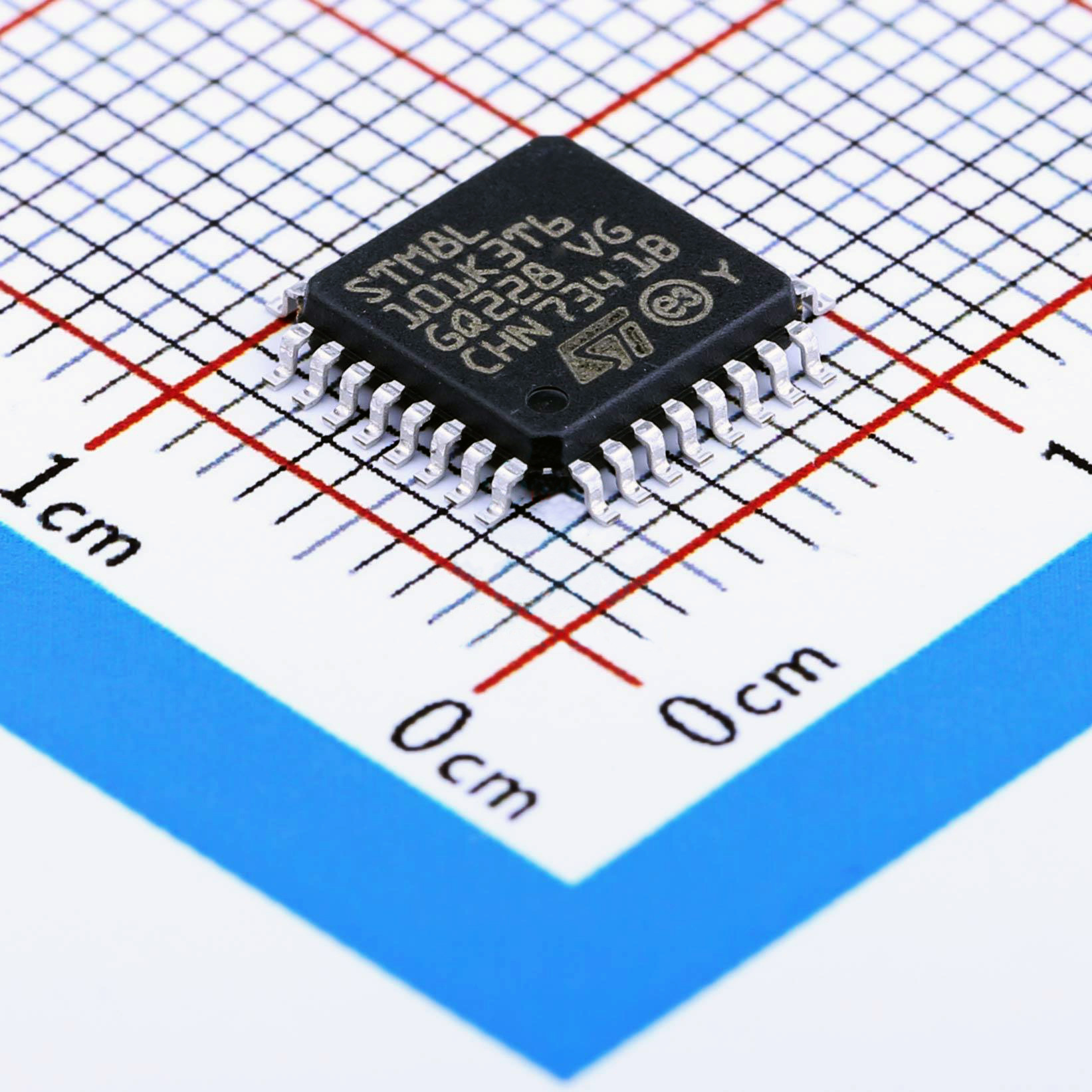 st/意法半导体 stm8l101k3t6 stm单片机 lqfp32 闪存 集成ic