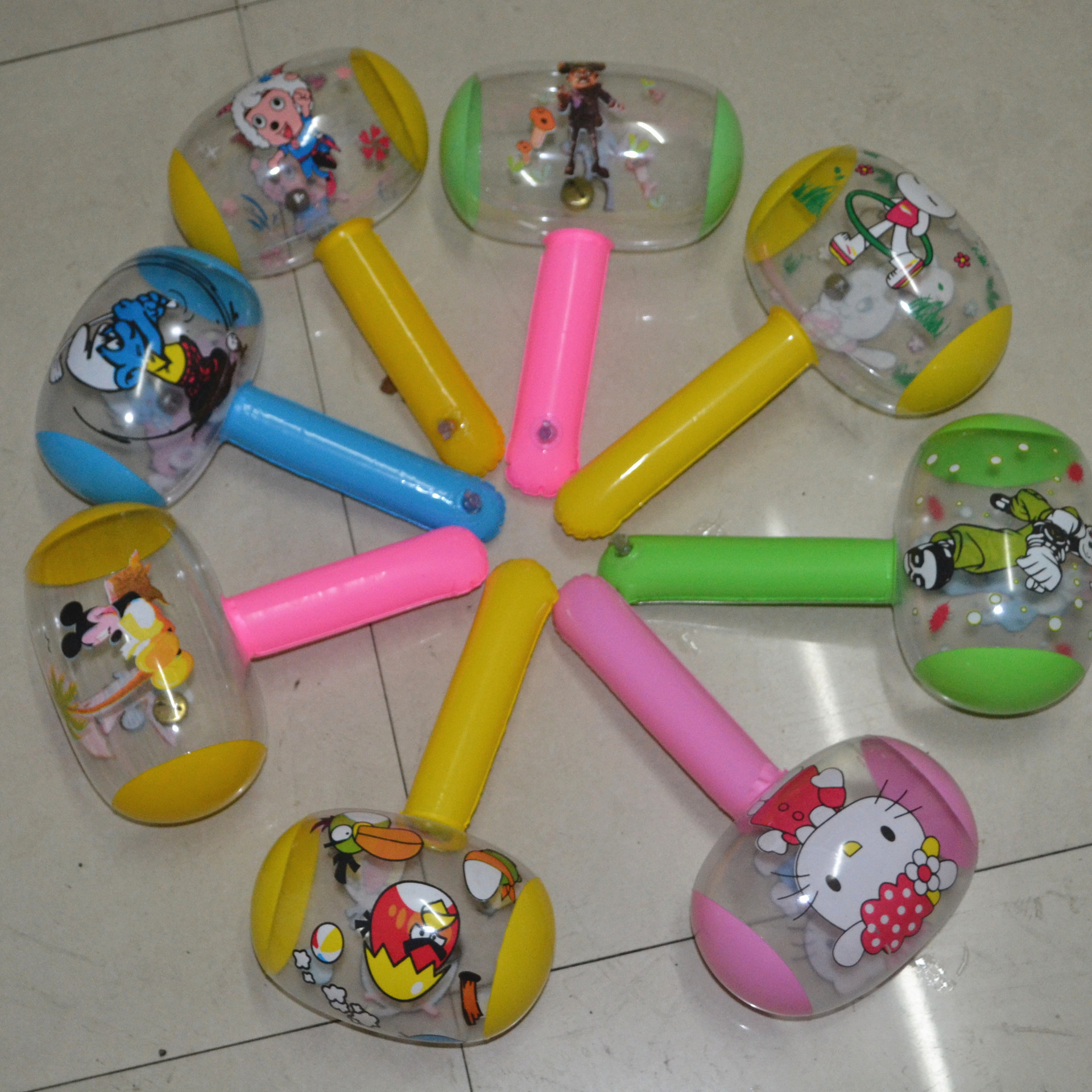 22厘米充气小榔头充气锤子捏会响带铃铛扫码地推礼品充气玩具批发