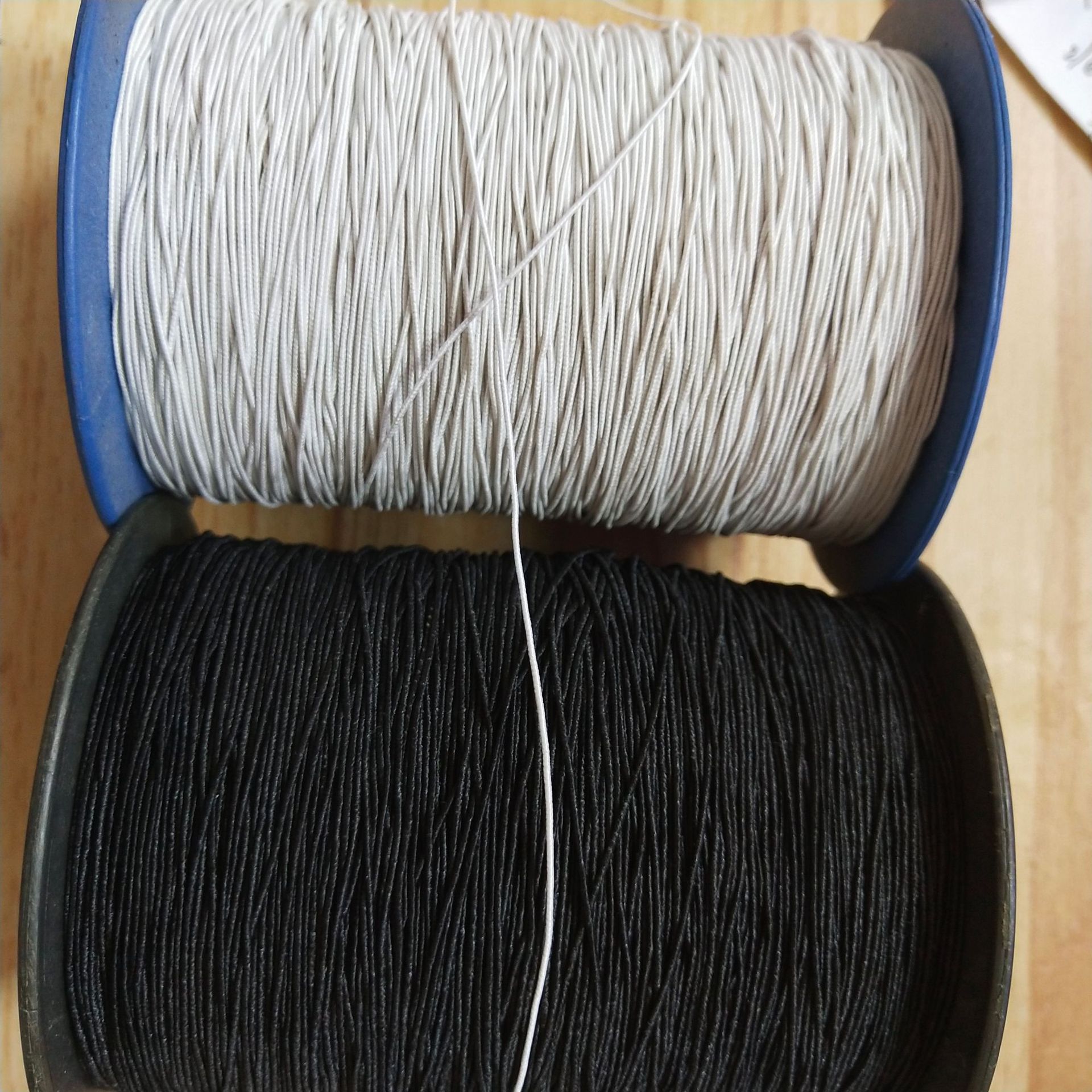 厂家05mm乳胶弹力线细打皱缝纫底线高弹力圆松紧线现货批发