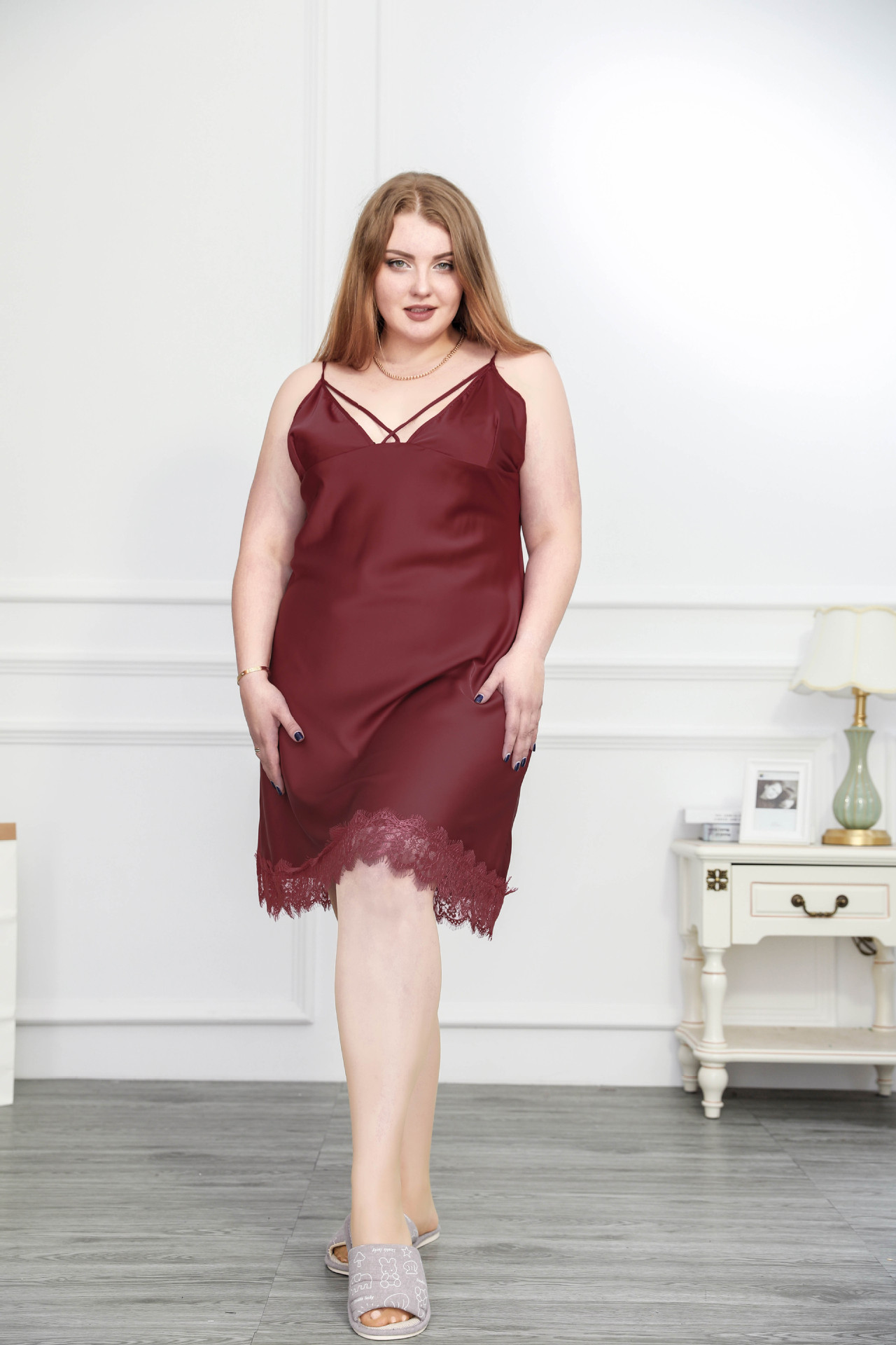 三围:113-86-122   模特身穿xl码衣服拍照      1xl:190斤~210斤