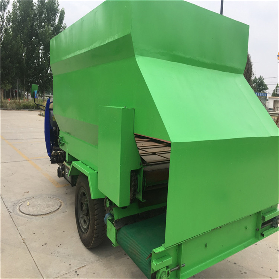 牛场投料车 牛羊饲草料喂料车