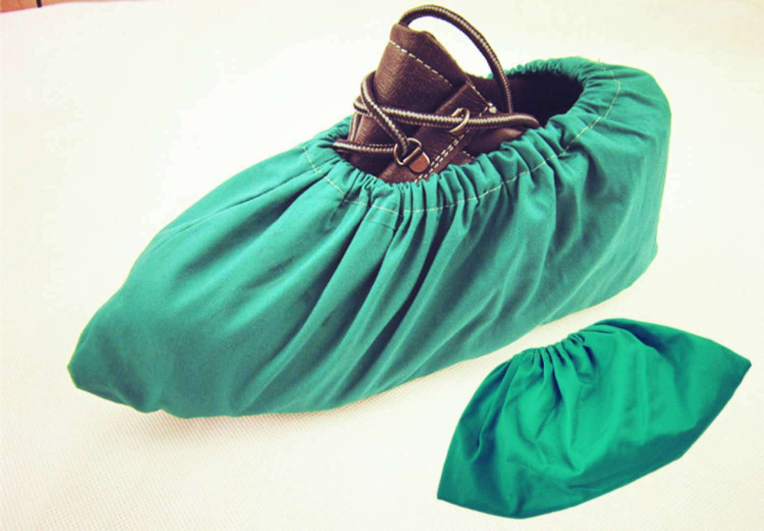 成人家用加厚布男女耐磨防尘防滑样板房儿童布鞋套室内可反复洗