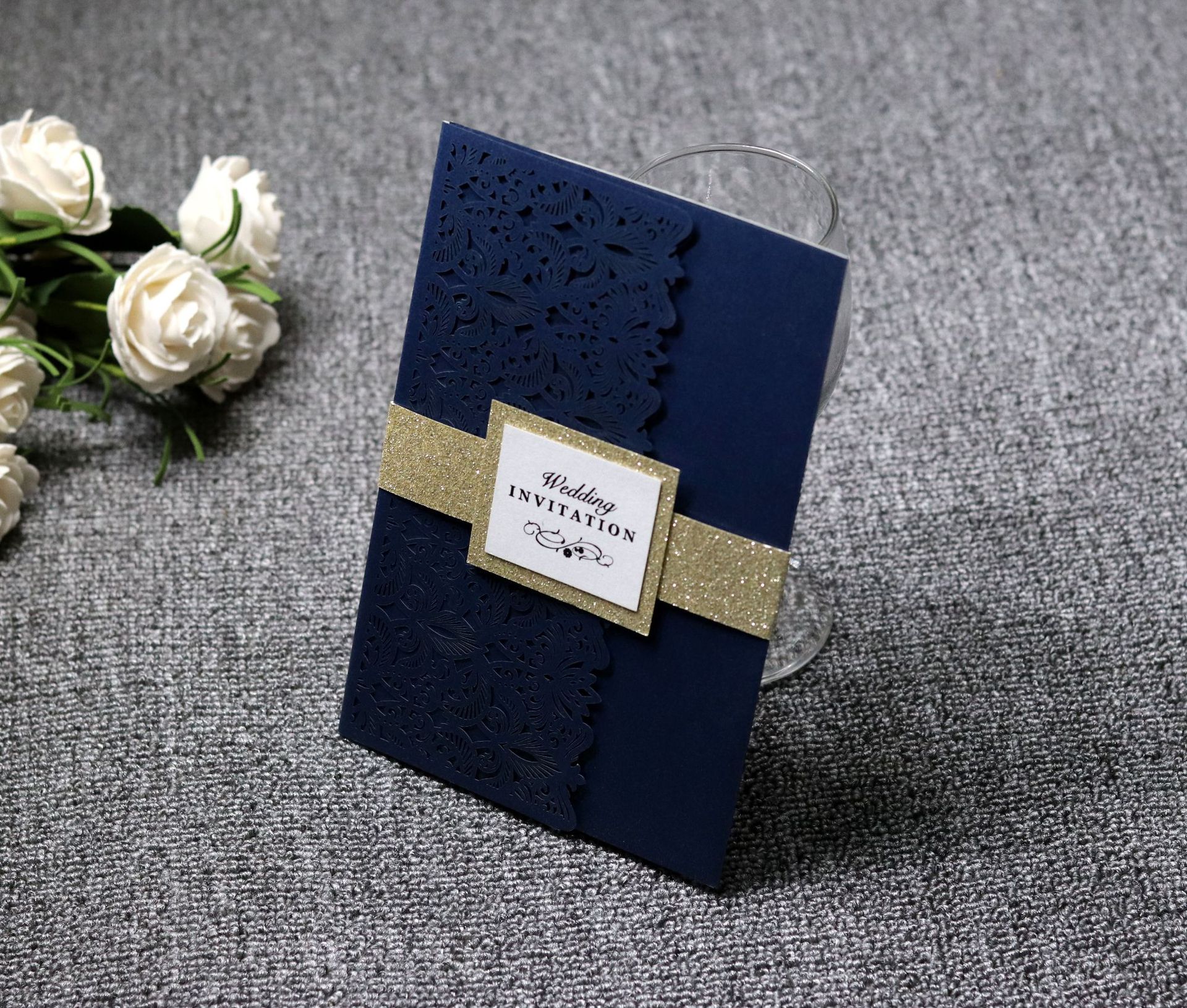 酒店商务贺卡 激光镂空邀请函 结婚金葱腰封请柬 深蓝色卡片批发