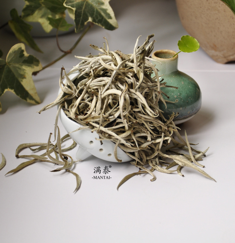 18年月光白单芽大号 大白毫银针 云南普洱生茶春茶500g散装茶