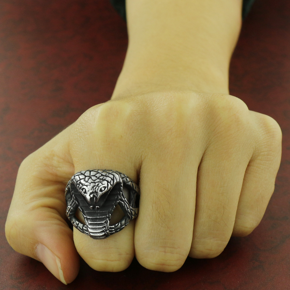 蛇形戒指 男士不锈钢眼镜蛇戒指 复古十二生肖蛇戒指指环