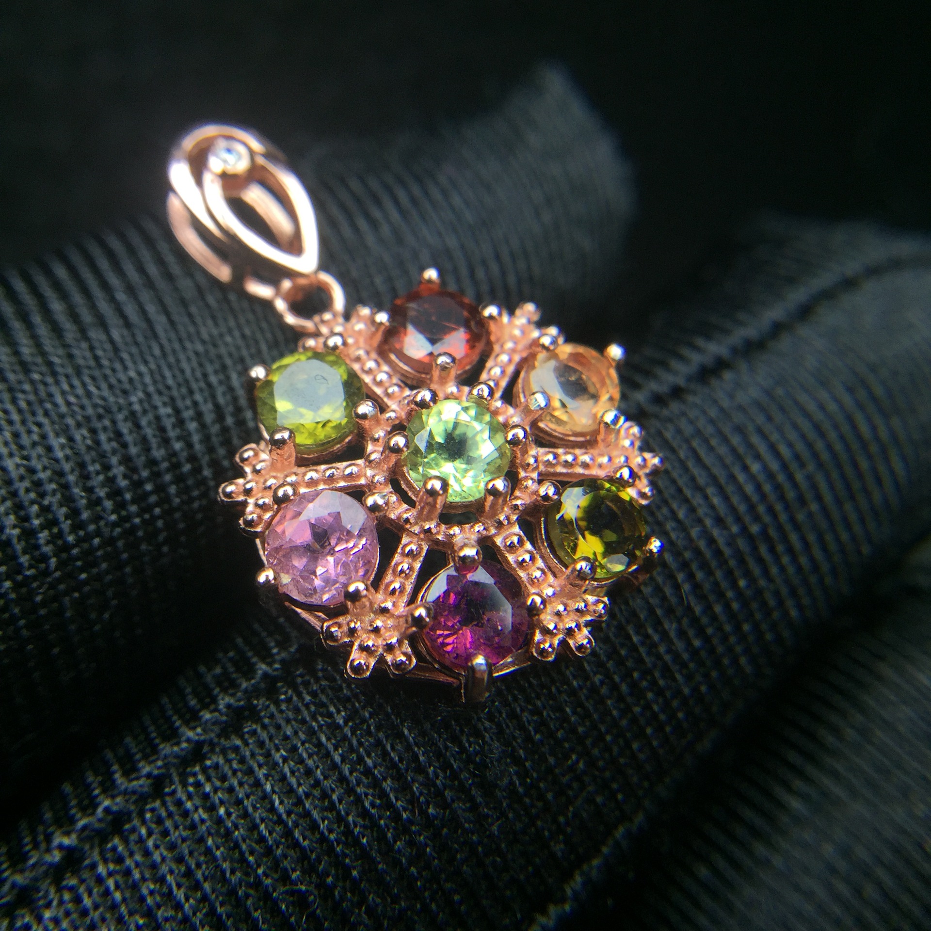 彩宝首饰 925银镶嵌天然碧玺吊坠  群镶彩色雪花 款式新颖