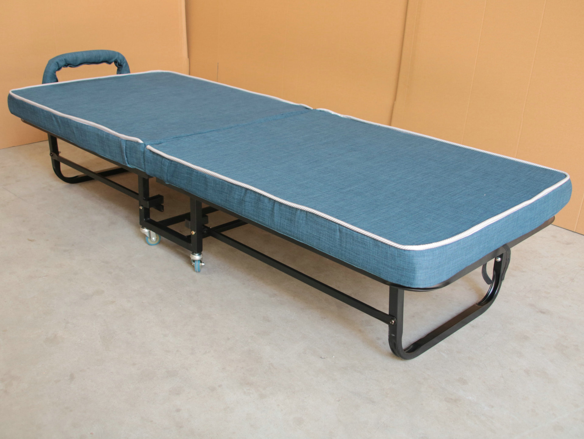 厂家直销豪华折叠床星级酒店加床多功能折叠床户外休闲床002a