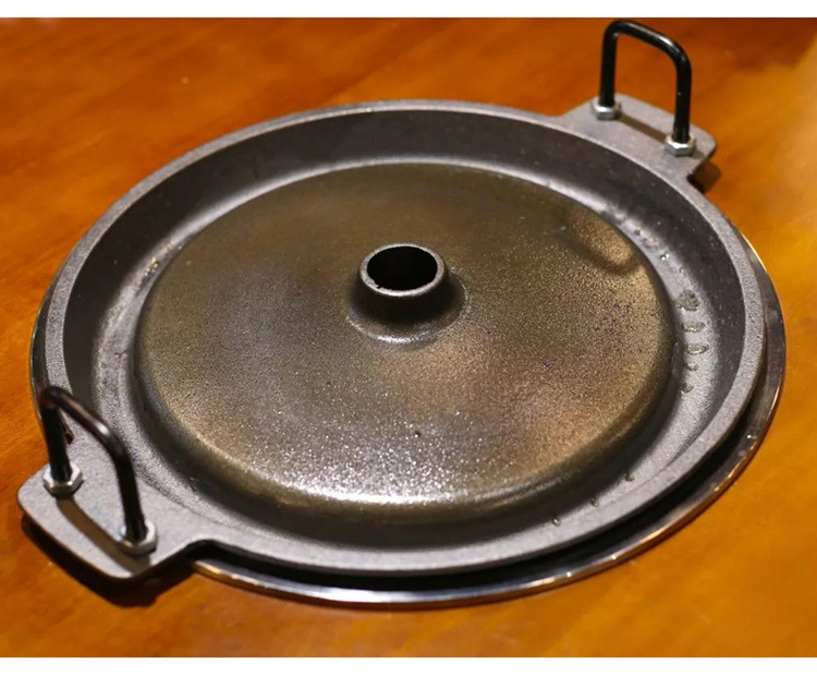 铸铁搪瓷特大圆形烤肉盘商用燃气凹凸底烙锅盖自助炭烧珐琅烤肉锅