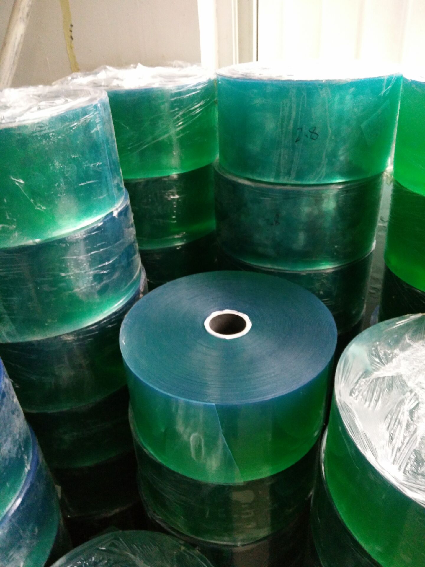 厂家直供批发pvc软门帘超透薄膜商场超市透明帘子塑料挡冷气空调