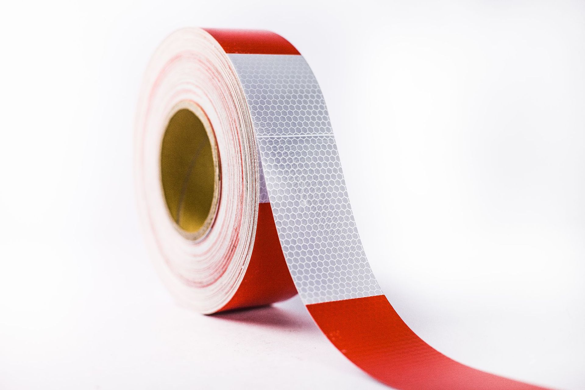 厂家直销车身反光贴晶格红白贴指示贴箭头斜纹反光条货车年检贴条