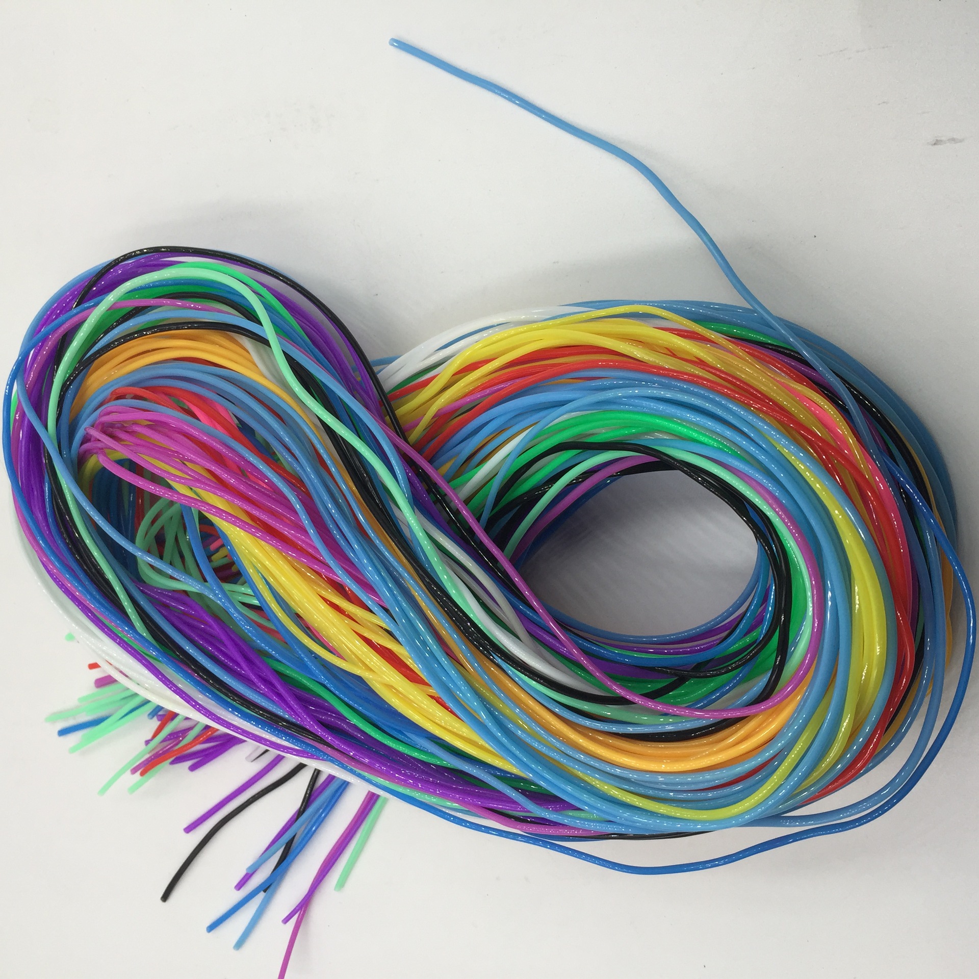 镇店之宝支持定制 供应diy环保pvc编织绳 塑料空心管 色彩鲜亮