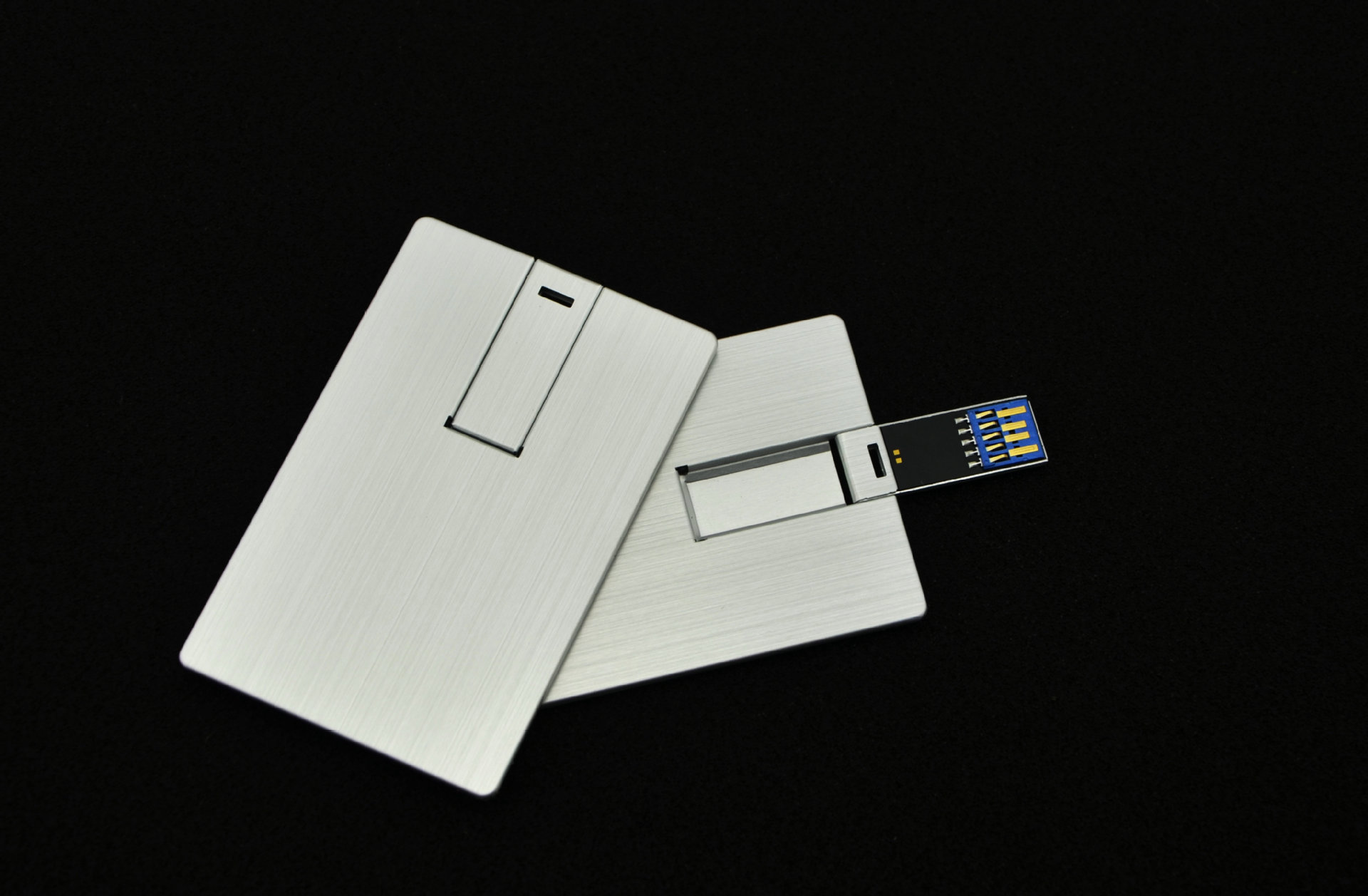 金属卡片u盘16gb激光镭射定制logo双面高清彩印8gb广告礼品