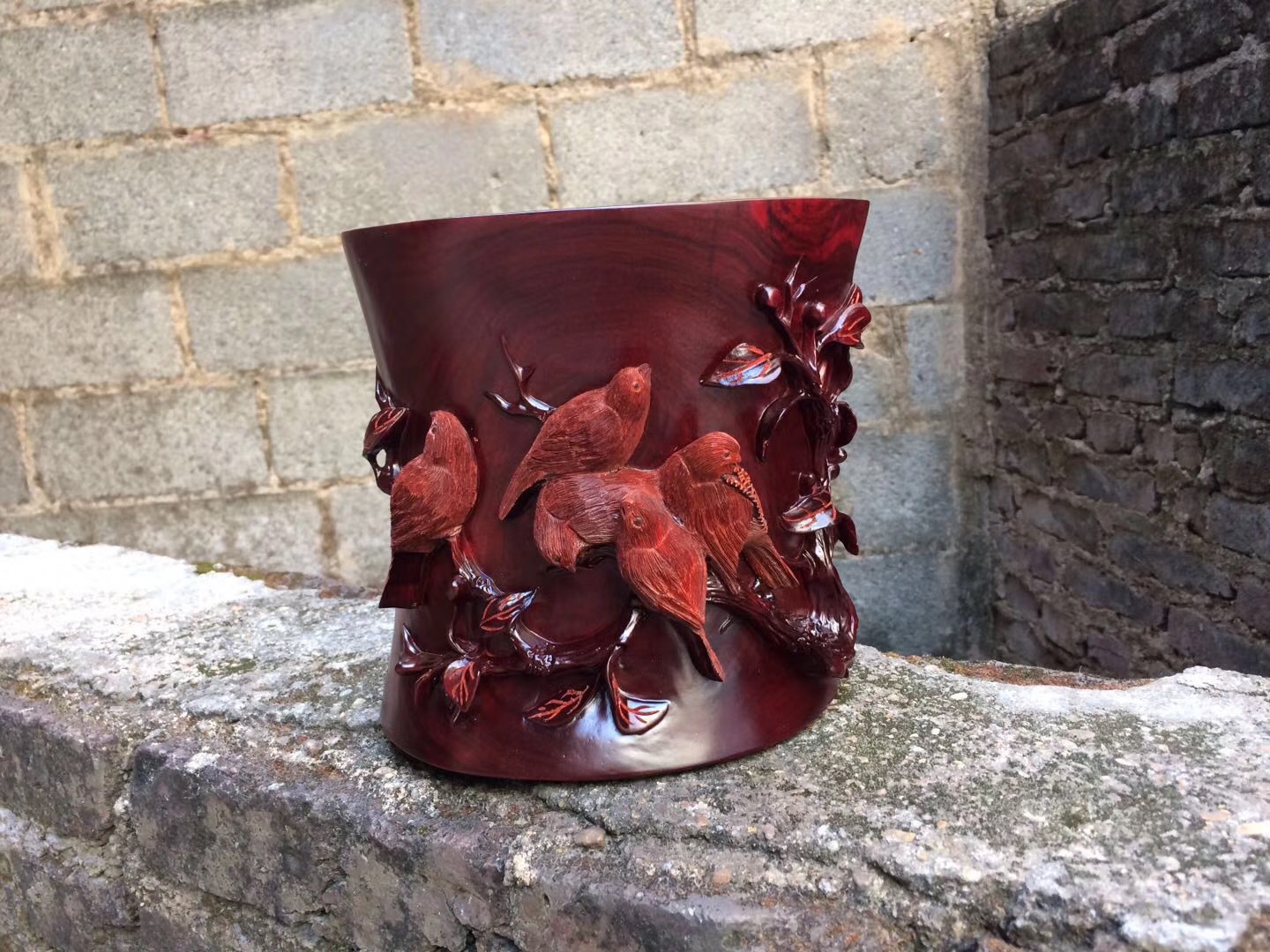 赞比亚血檀木质笔筒圆形 实木雕刻五雀图工艺品摆件 厂家直销