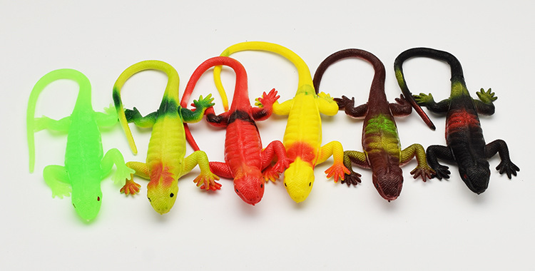 仿真蜥蜴玩具模型整蛊吓人变色龙软胶四脚蛇儿童玩具地摊玩具批发