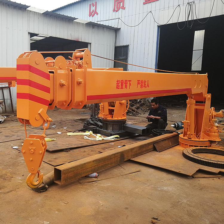 微型1吨小吊车小型随车吊农用车质量保证江苏徐州直销厂家